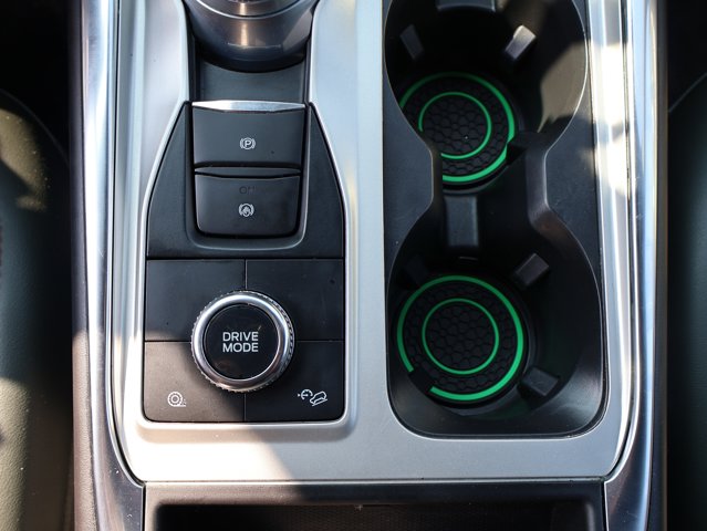 Vehicle image 34 of 47
