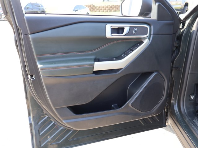 Vehicle image 24 of 47