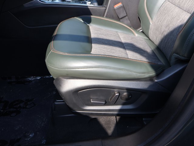 Vehicle image 43 of 47