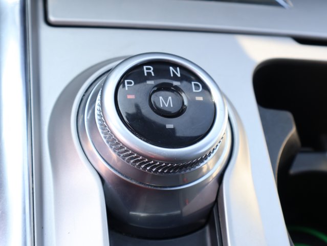Vehicle image 33 of 47