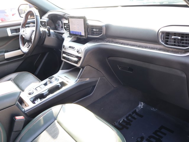 Vehicle image 10 of 47