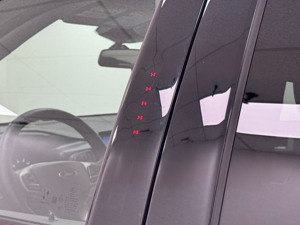 Vehicle image 42 of 46