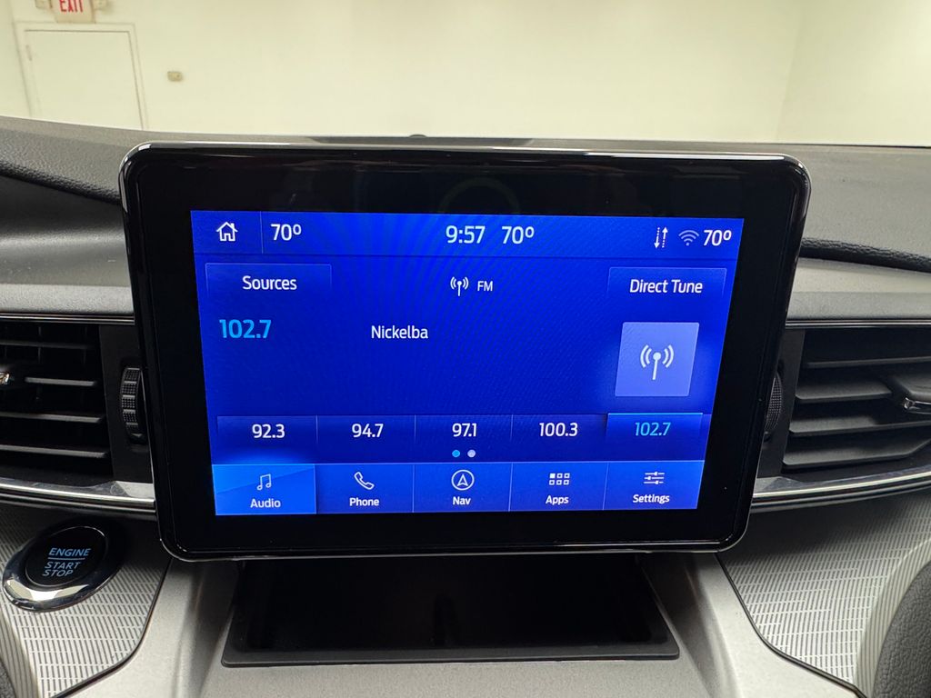 Vehicle image 20 of 46