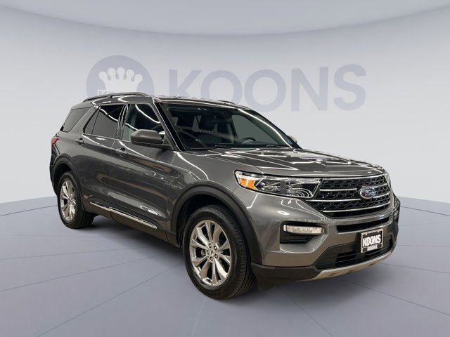 2022 Ford Explorer XLT Image 3 of 28