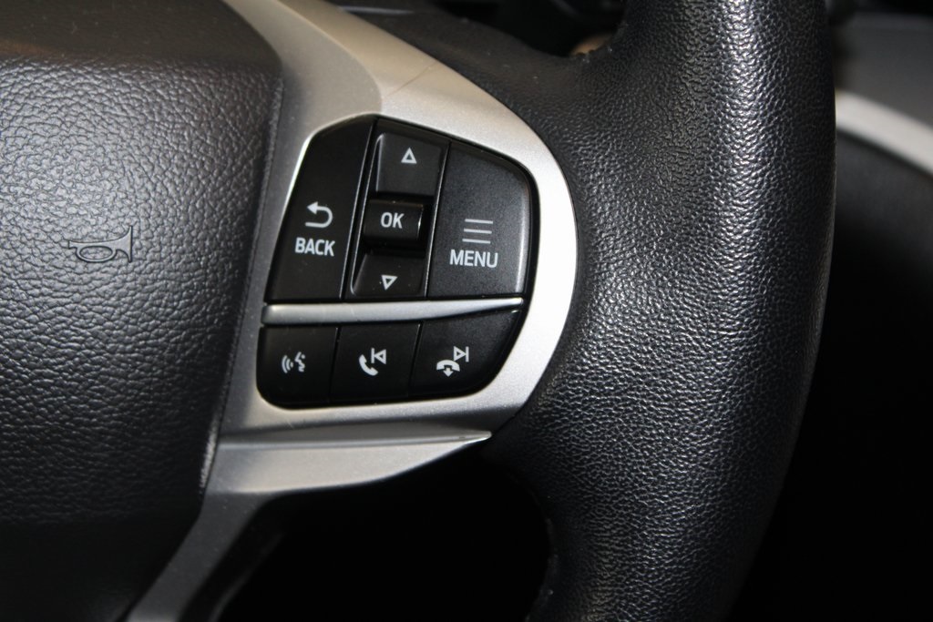 Vehicle image 21 of 46