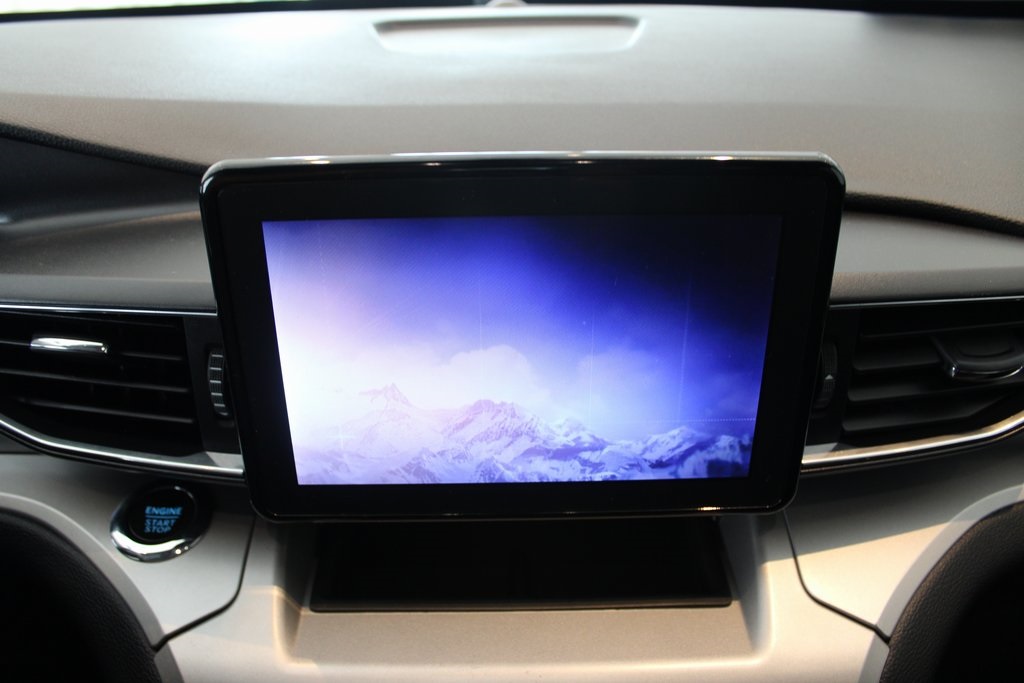 Vehicle image 26 of 46