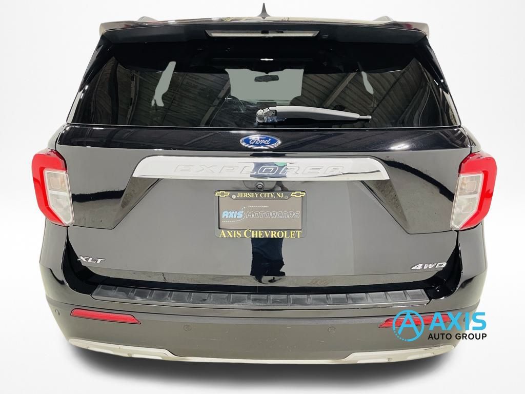 2022 Ford Explorer XLT Image 15 of 47