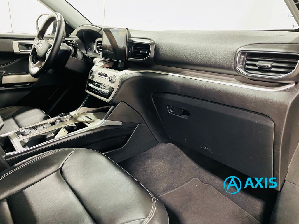 2022 Ford Explorer XLT Image 34 of 47