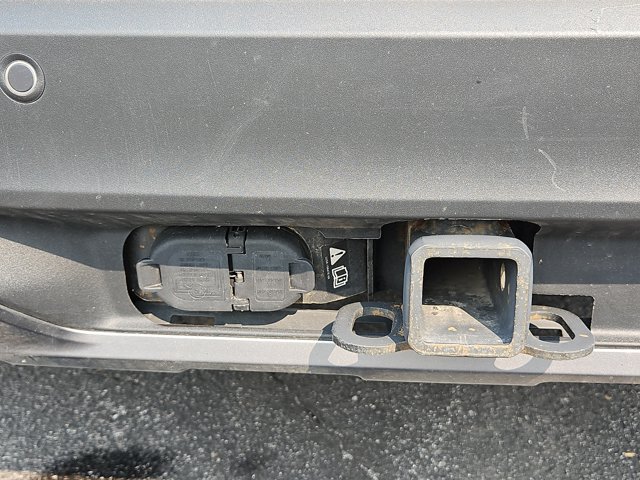 Vehicle image 36 of 50