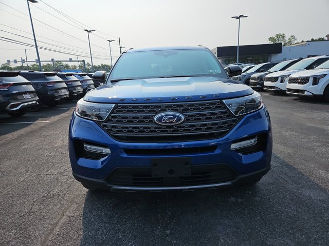 Vehicle image 2 of 50