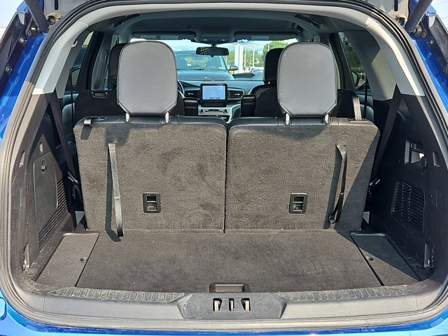 Vehicle image 26 of 50