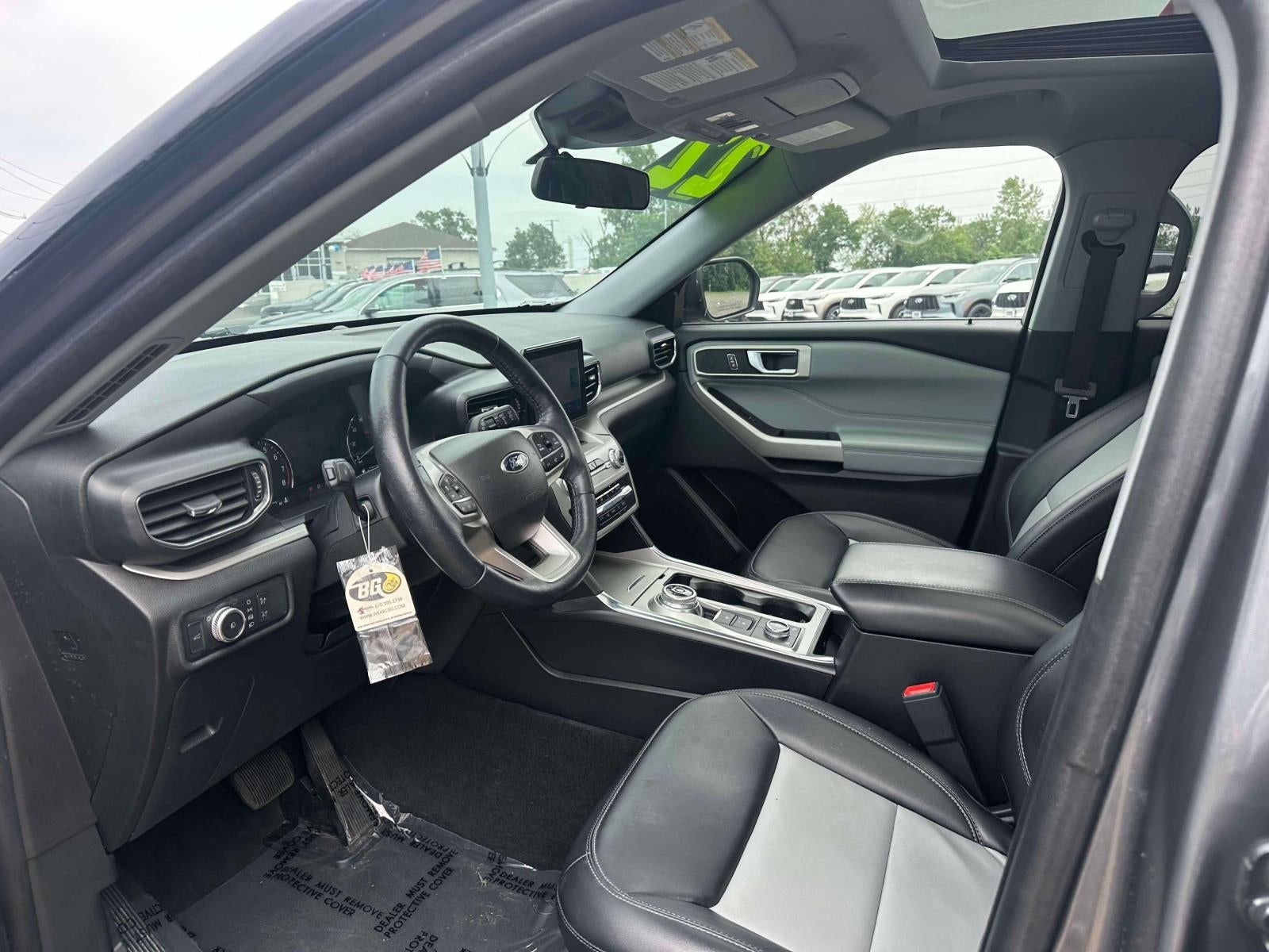 Vehicle image 20 of 37