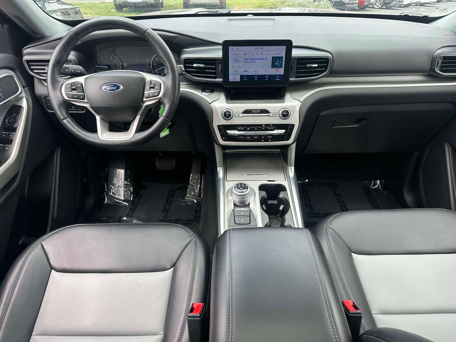 Vehicle image 19 of 37