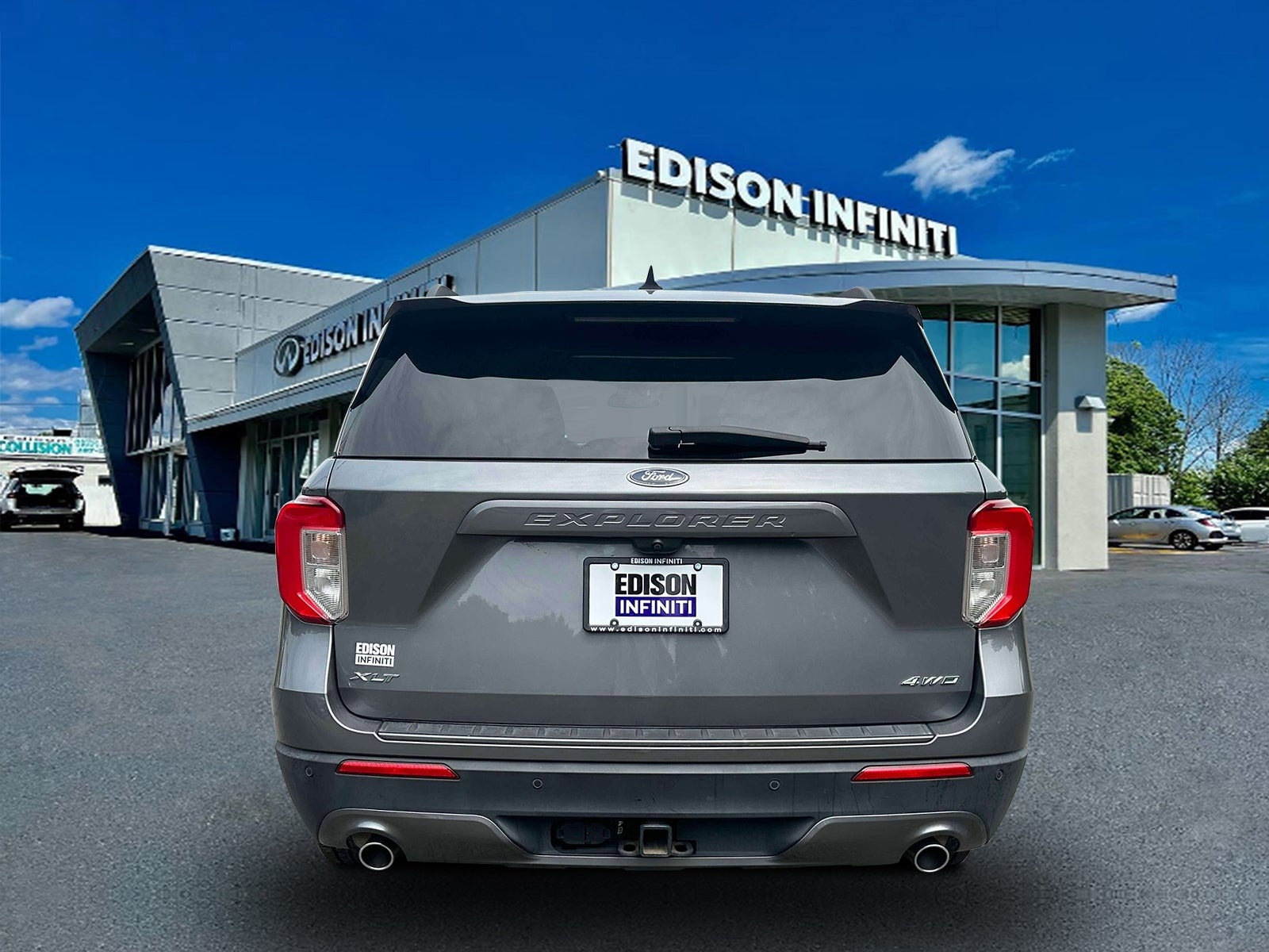 Vehicle image 11 of 37