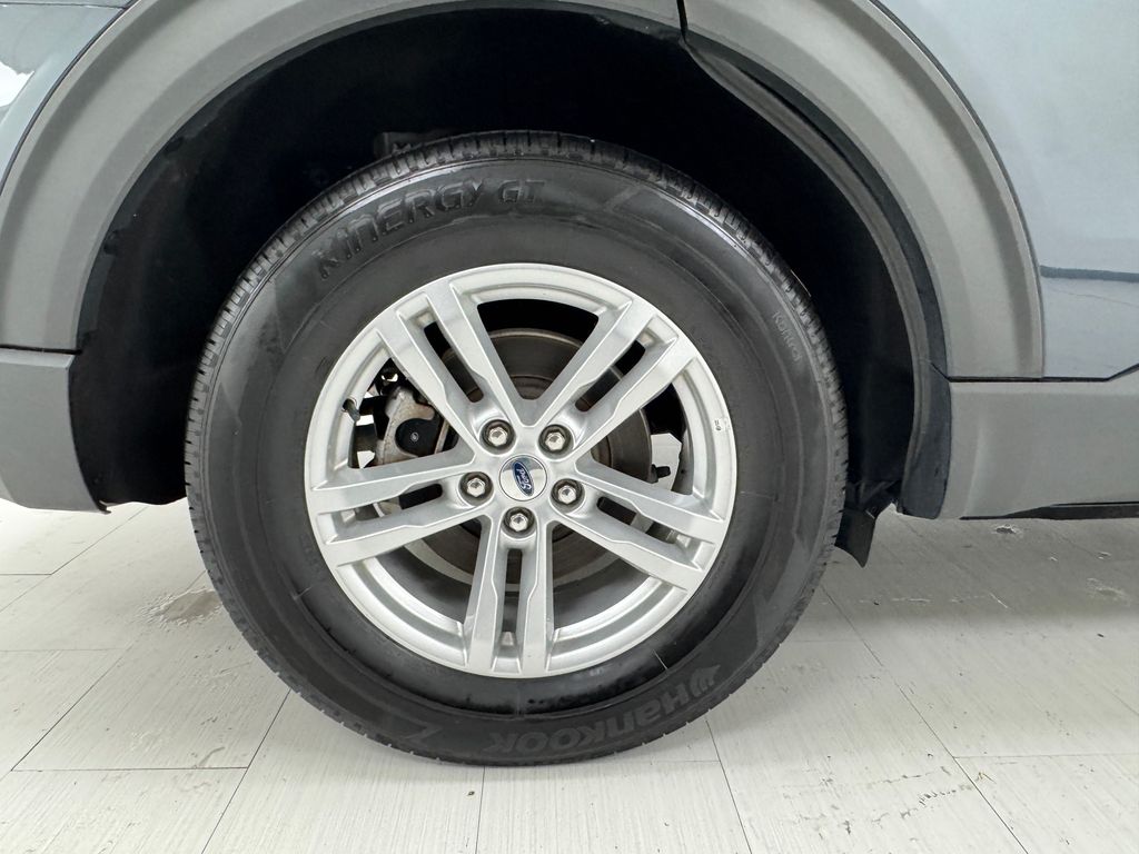 Vehicle image 40 of 40