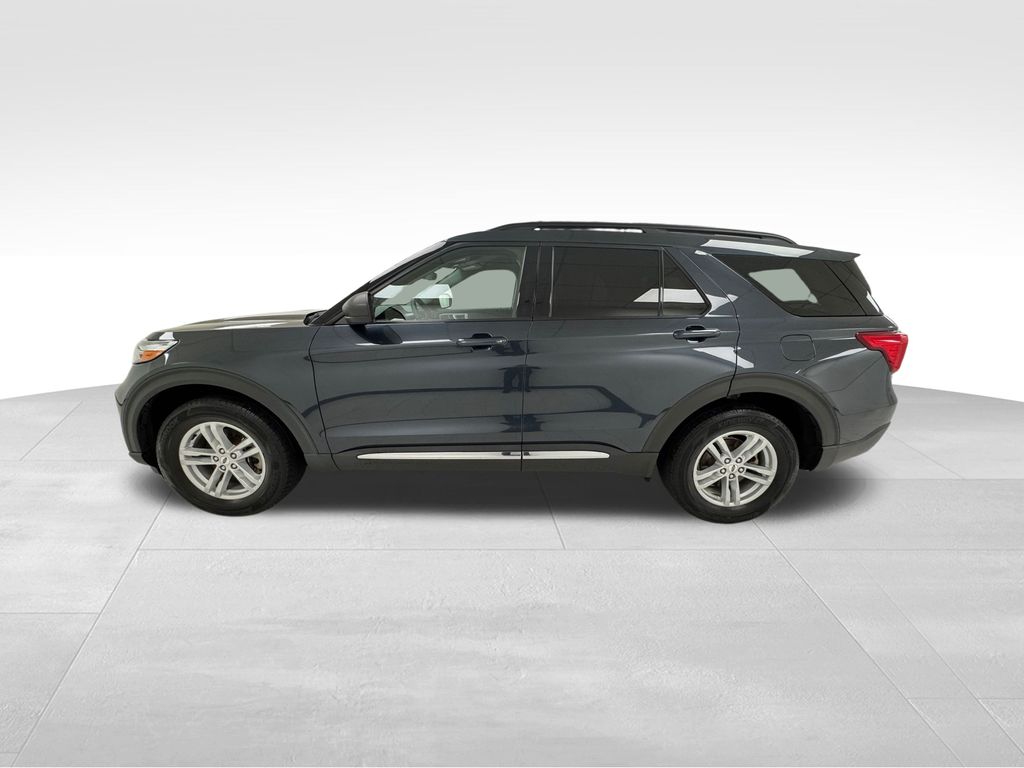 Vehicle image 6 of 40