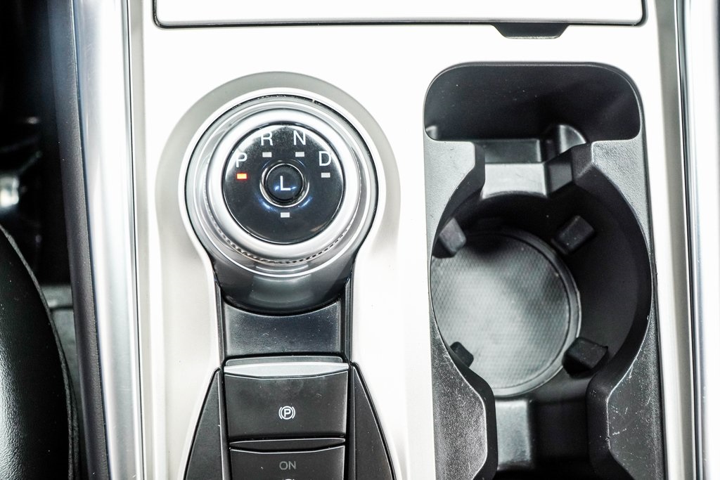 2022 Ford Explorer XLT Image 28 of 46