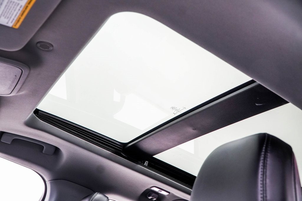 2022 Ford Explorer XLT Image 37 of 46