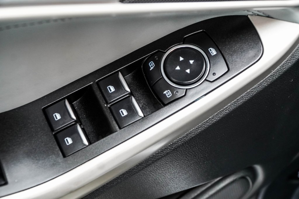 2022 Ford Explorer XLT Image 30 of 46