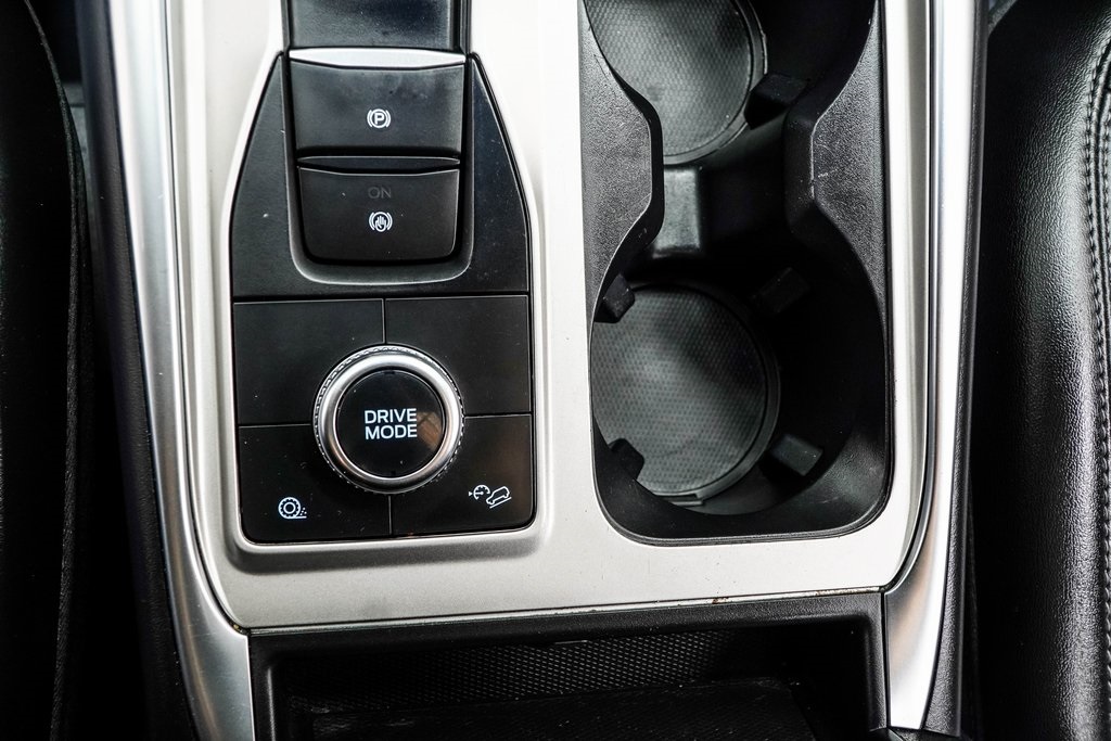 2022 Ford Explorer XLT Image 27 of 46