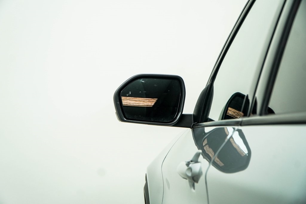 2022 Ford Explorer XLT Image 31 of 46