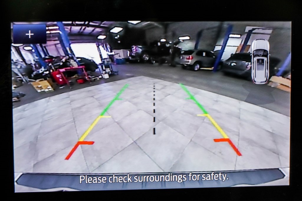 2022 Ford Explorer XLT Image 25 of 46