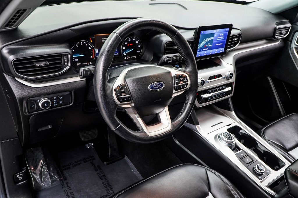 2022 Ford Explorer XLT Image 18 of 46