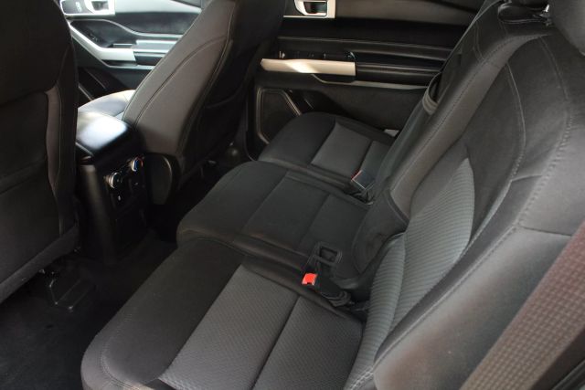 Vehicle image 19 of 45