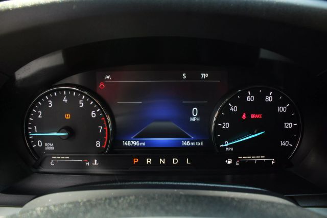 Vehicle image 29 of 45