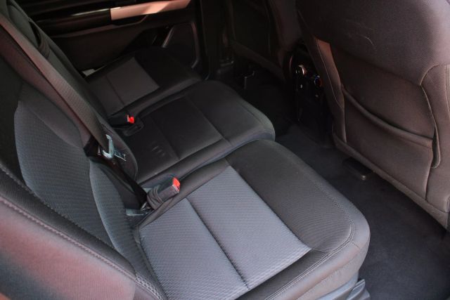 Vehicle image 22 of 45