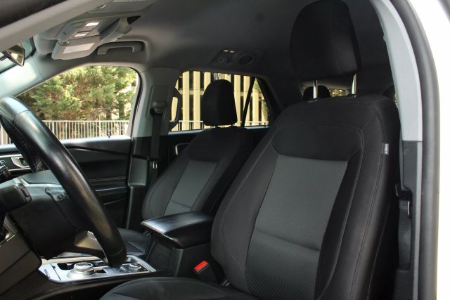 Vehicle image 20 of 45