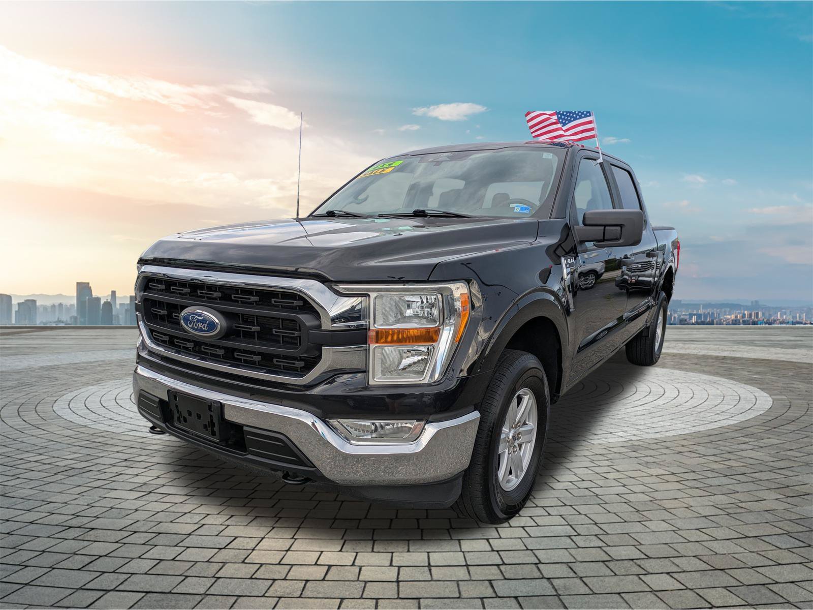 2022 Ford F-150 XLT Image 1 of 27