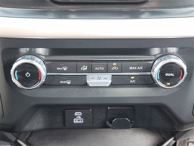 2022 Ford F-150 XLT Image 25 of 30