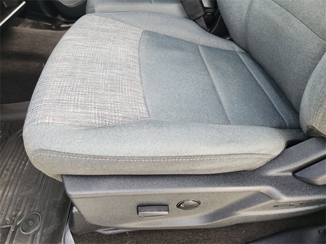 2022 Ford F-150 XLT Image 13 of 30