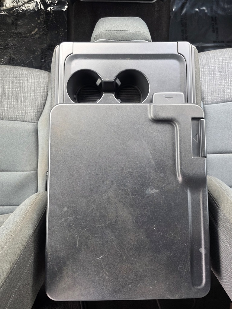 Vehicle image 19 of 31