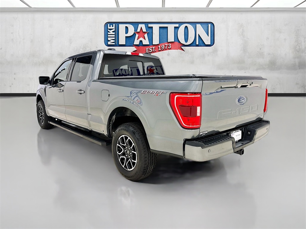 Vehicle image 8 of 30