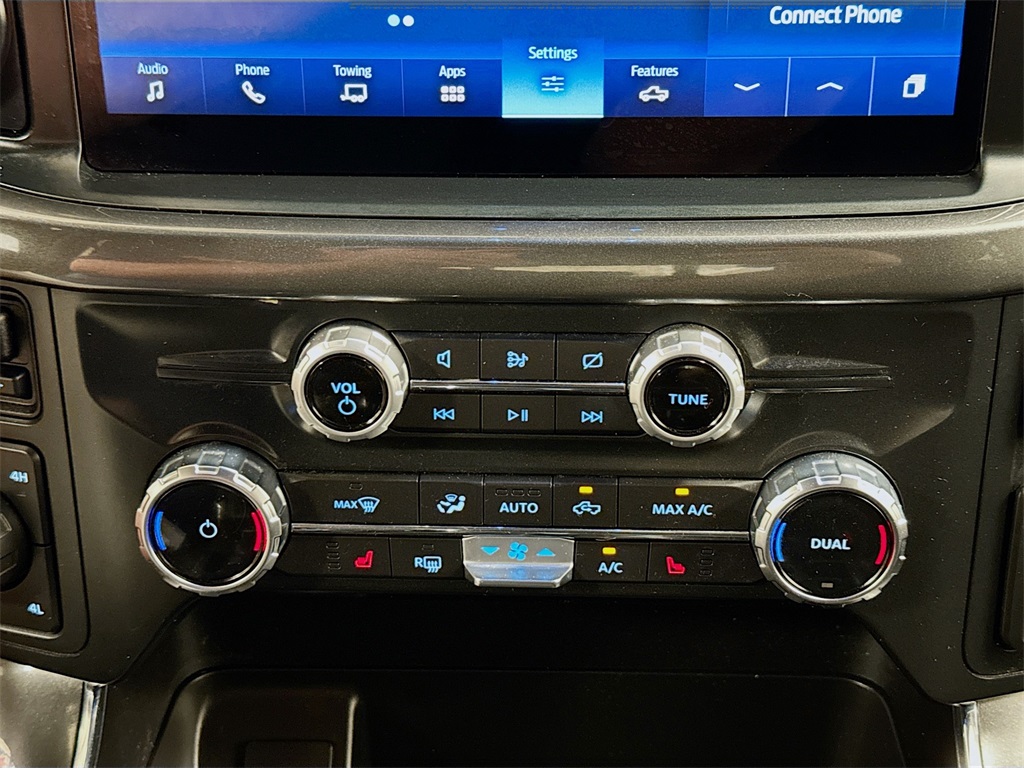 Vehicle image 16 of 30