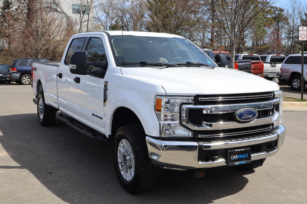 2022 Ford F-350 XLT Image 3 of 24
