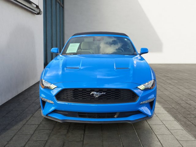 2022 Ford Mustang EcoBoost Image 2 of 28