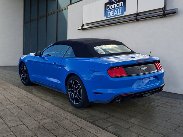 2022 Ford Mustang EcoBoost Image 7 of 28