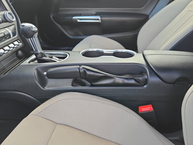 2022 Ford Mustang EcoBoost Image 23 of 28