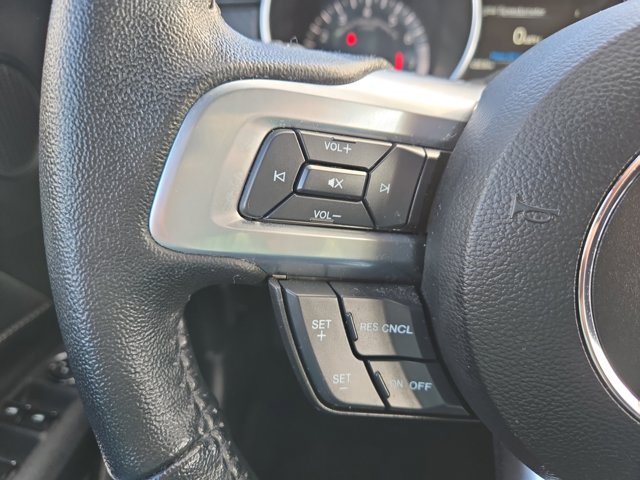 2022 Ford Mustang EcoBoost Image 17 of 28