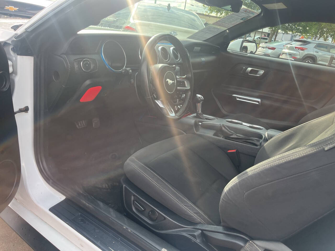 2022 Ford Mustang Image 10 of 16