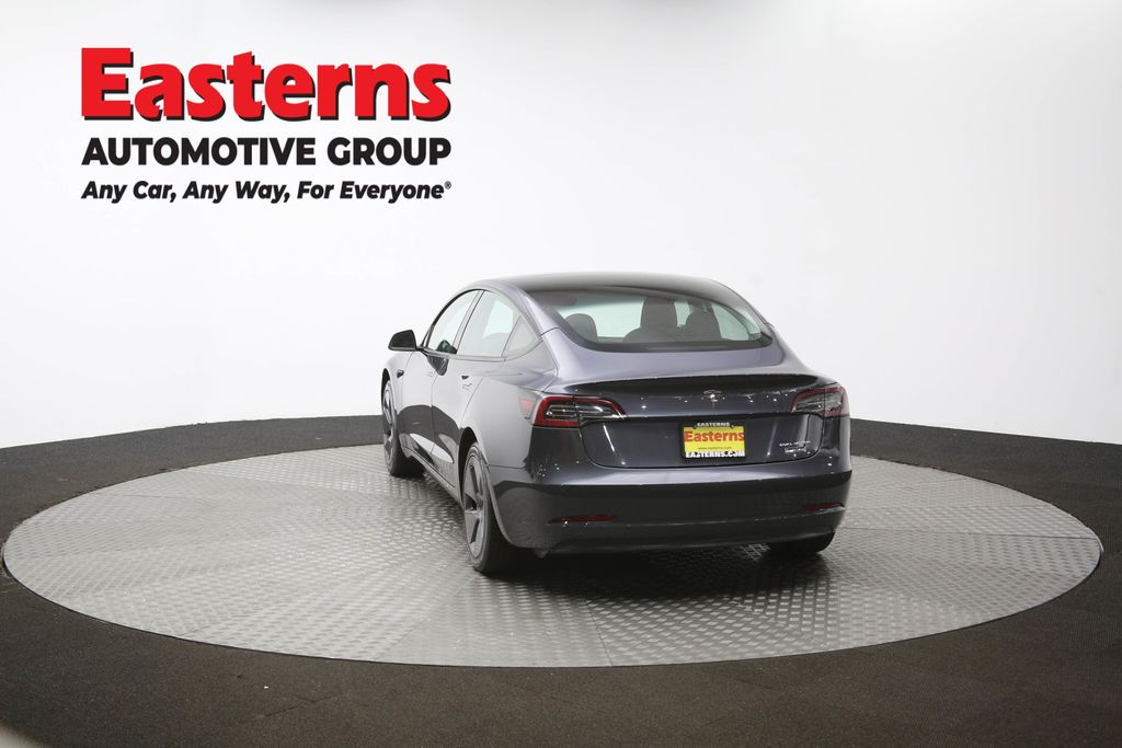 Vehicle image 29 of 60