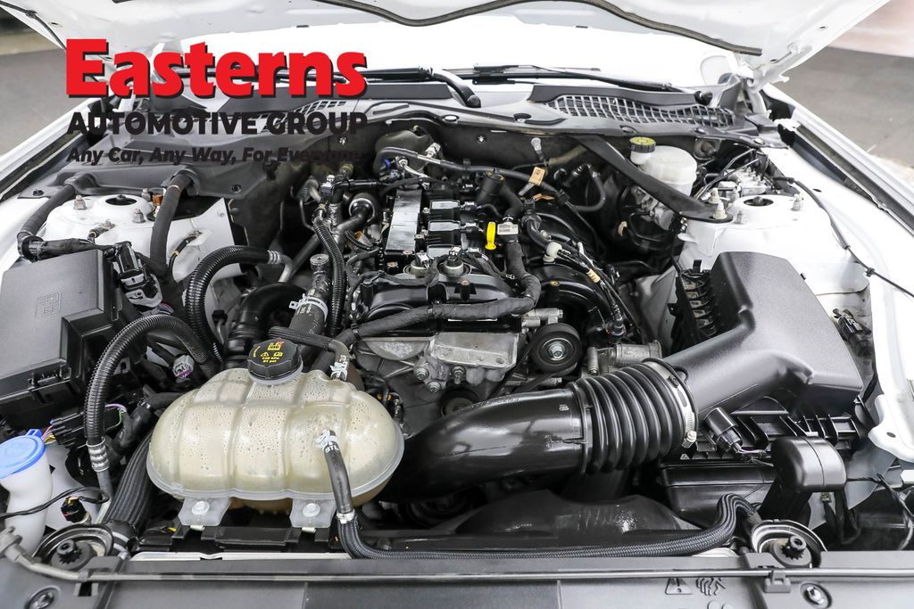 Vehicle image 37 of 60