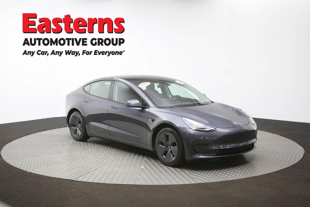 Vehicle image 12 of 60