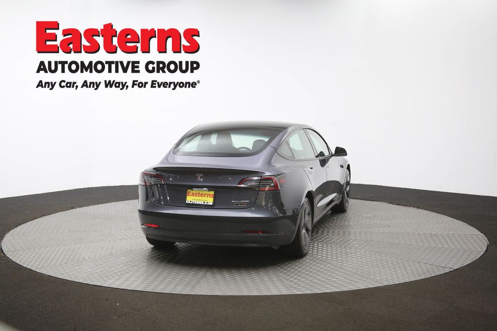 Vehicle image 22 of 60