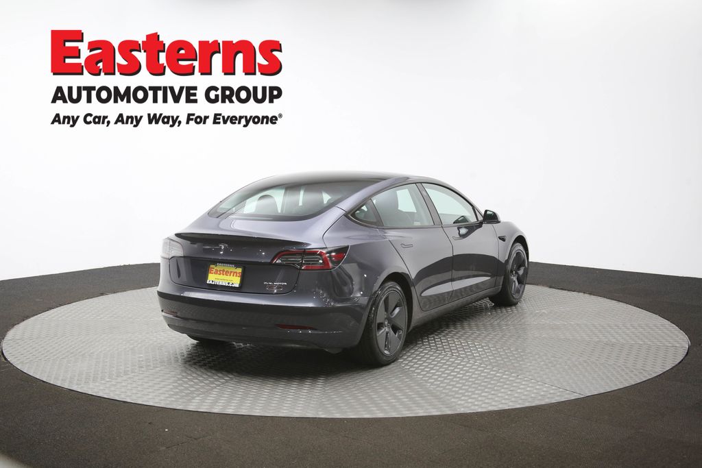 Vehicle image 23 of 60