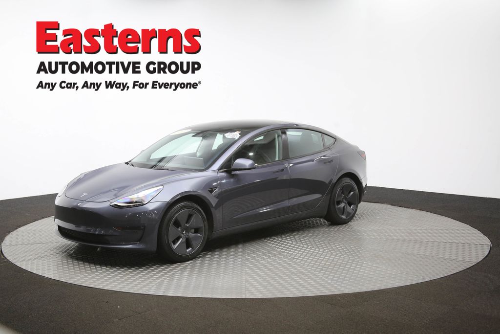 Vehicle image 5 of 60