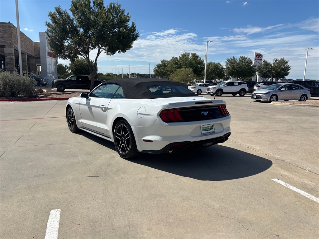 2022 Ford Mustang EcoBoost Premium Image 4 of 30